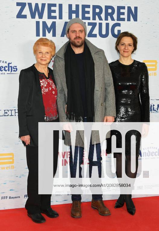 Weltpremiere Zwei Herren im Anzug im Kloster Andechs am 18. März 2018 Irm Hermann ;Simon Donatz und Martina Gedeck