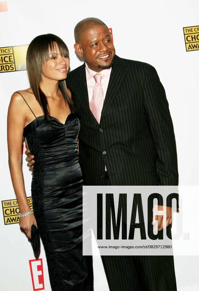 CRITICS CHOICE NP Jan. 12, 2007 - Santa Monica, CALIFORNIA, USA - FOREST WHITAKER AND WIFE -.12TH ANNUAL CRITICS CHOICE AWARDS -.SANTA MONICA, CALIFORNIA - .01-12-2007 -. NINA PROMMER 2007.K51297NP