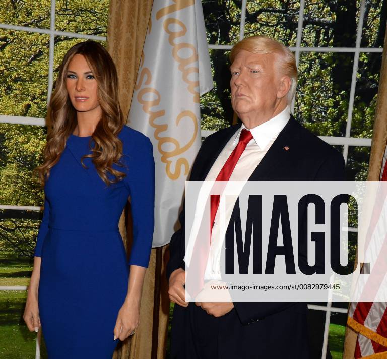Manhattan, New York, United States Of America - NEW YORK, NY - APRIL 25: New wax figure of the First Lady Melania Trump flanking a figure of US President Donald Trump at the Madame Tussaud s in New York City on April 25, 2018 on April 24, 2018 in New York City....People: Melania Trump, Donald Trump Manhattan United States Of America - ZUMAs214 20180426_zaa_s214_006