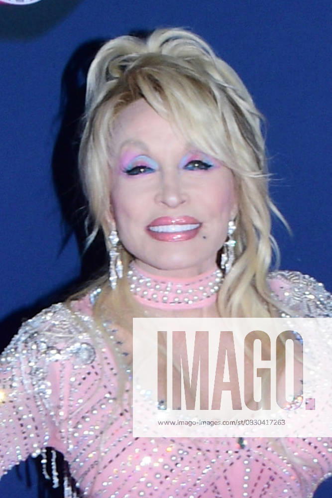 Nashville, Tennessee. - Dolly Parton. â€oeDolly: A True Original Musical†Nashville Premiere. USA - ZUMAa123 20250808_zaa_a123_103