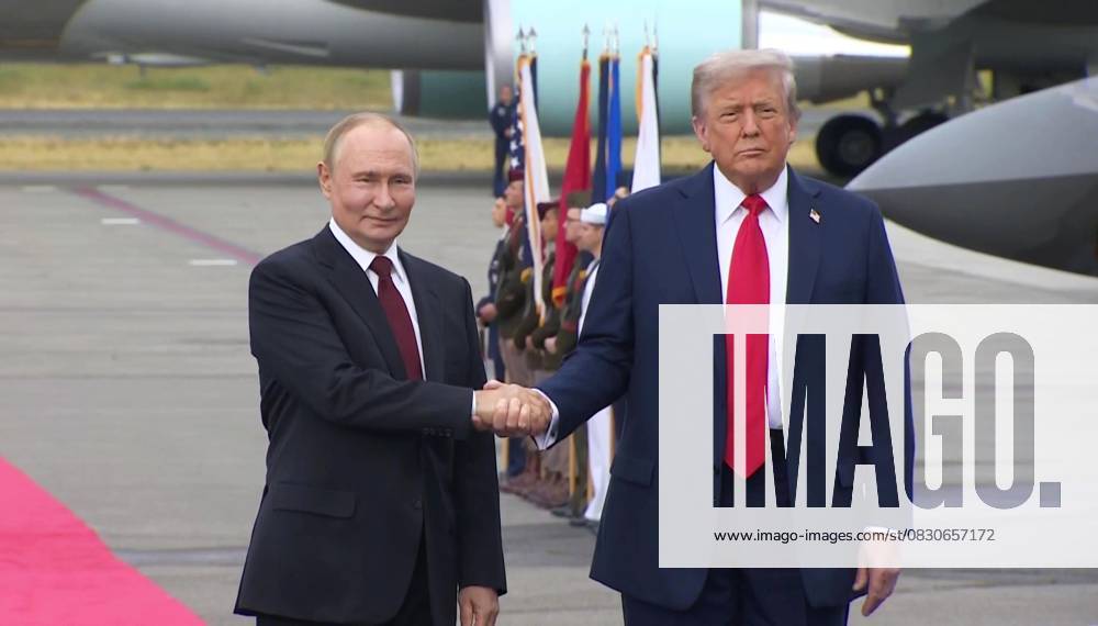 US Russia Summit Putin Arrival 8981918 15.08.2025 U.S. President Donald Trump greets Russian President Vladimir Putin on the tarmac after they arrived to attend a meeting at Joint Base Elmendorf-Richardson in Anchorage, Alaska, the United States. Sputnik Alaska USA