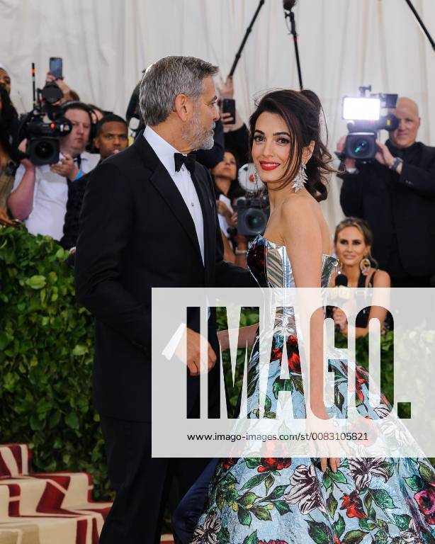 New York, NY, U.S. - 07 May 2018 - New York, New York - George Clooney, Amal Clooney. 2018 Metropolitan Museum of Art Costume Institute Gala: Heavenly Bodies: Fashion and the Catholic Imagination. Photo Credit: Christopher Smith AdMedia New York U.S. - ZUMAa123 20180507_zaa_a123_339