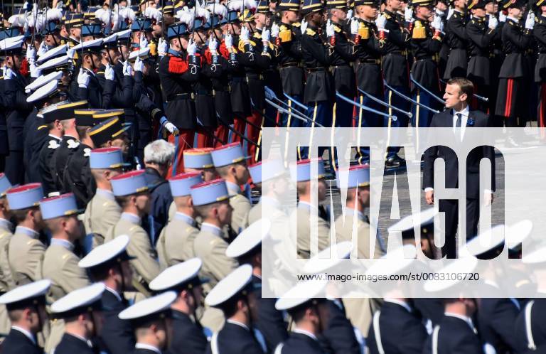 Emmanuel Macron ( president de la Republique ) pendant l anniversaire de la Victoire du 8 mai 1945 NEWS : Anniversaire de la Victoire du 8 mai 1945 - Paris - 08 05 2018 FedericoPestellini Panoramic