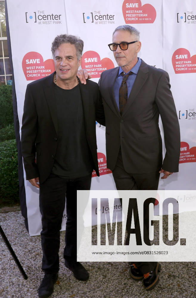Robert Downey Jr and Mark Ruffalo arriving at the Guild Hall in The Hamptons New york Featuring: Robert Downey Jr., Mark Ruffalo Where: Hamptons, New York, United States When: 25 Aug 2025 Credit: Ordonez Agudo INSTARimages . NOT FOR USE BY NEWSPAPERS BASED IN THE UK.