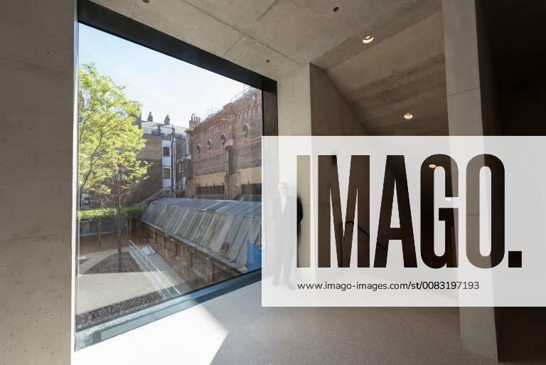 London, London, United Kingdom - Sir David Chipperfield RA architect of the new Royal Academy of Arts attends the press day in London, United Kingdom on 14 May 2018. London United Kingdom - ZUMAt138 20180514_zap_t138_002
