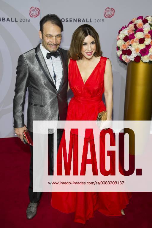 Judith Williams mit Ehemann Alexander-Klaus Stecher, Roter Teppich, Red Carpet Show, Rosenball zugunsten der Stiftung Deutsche Schlaganfall-Hilfe, Festveranstaltung in Berlin