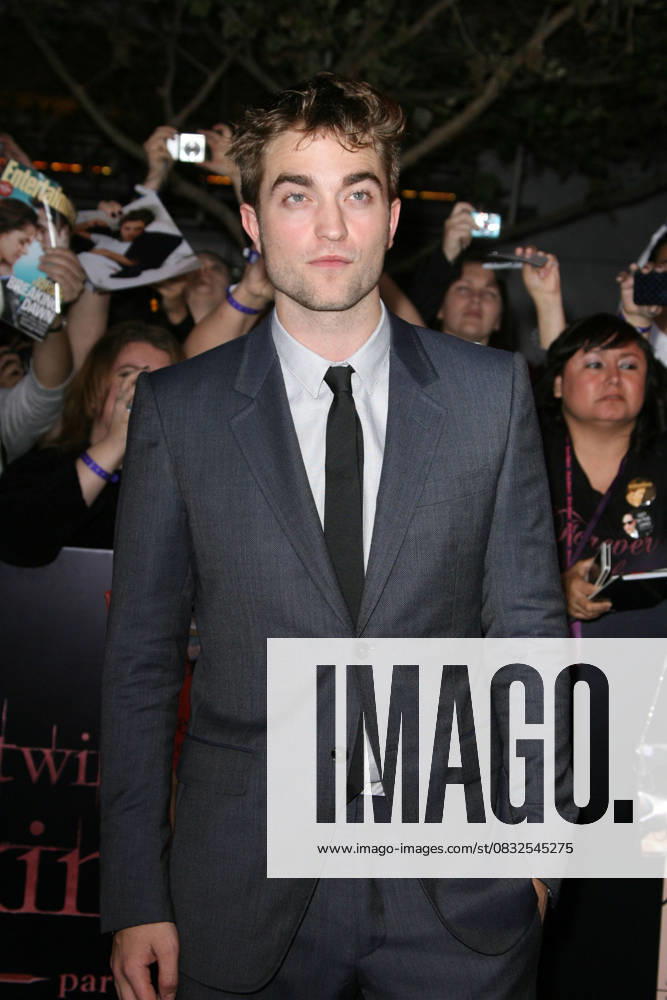 Robert Pattinson The Twilight Saga: Breaking Dawn - Part 1 World Premiere held at Nokia Theatre L.A. Live Los Angeles, California - 14.11.11, Los Angeles, California, United States Adriana M. Bar 3610573