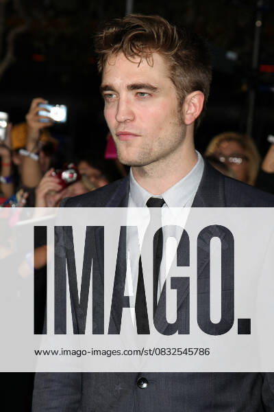 Robert Pattinson The Twilight Saga: Breaking Dawn - Part 1 World Premiere held at Nokia Theatre L.A. Live Los Angeles, California - 14.11.11, United States WENN 3610756