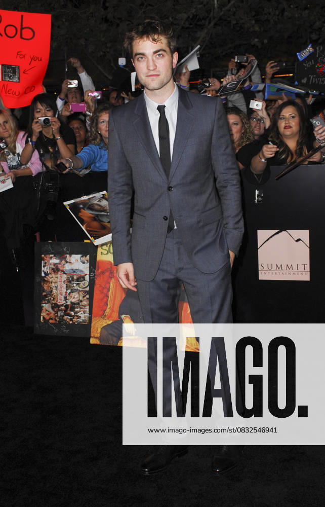 Robert Pattinson The Twilight Saga: Breaking Dawn - Part 1 World Premiere held at Nokia Theatre L.A. Live Los Angeles, California - 14.11.11, CA, United States WENN 3611090