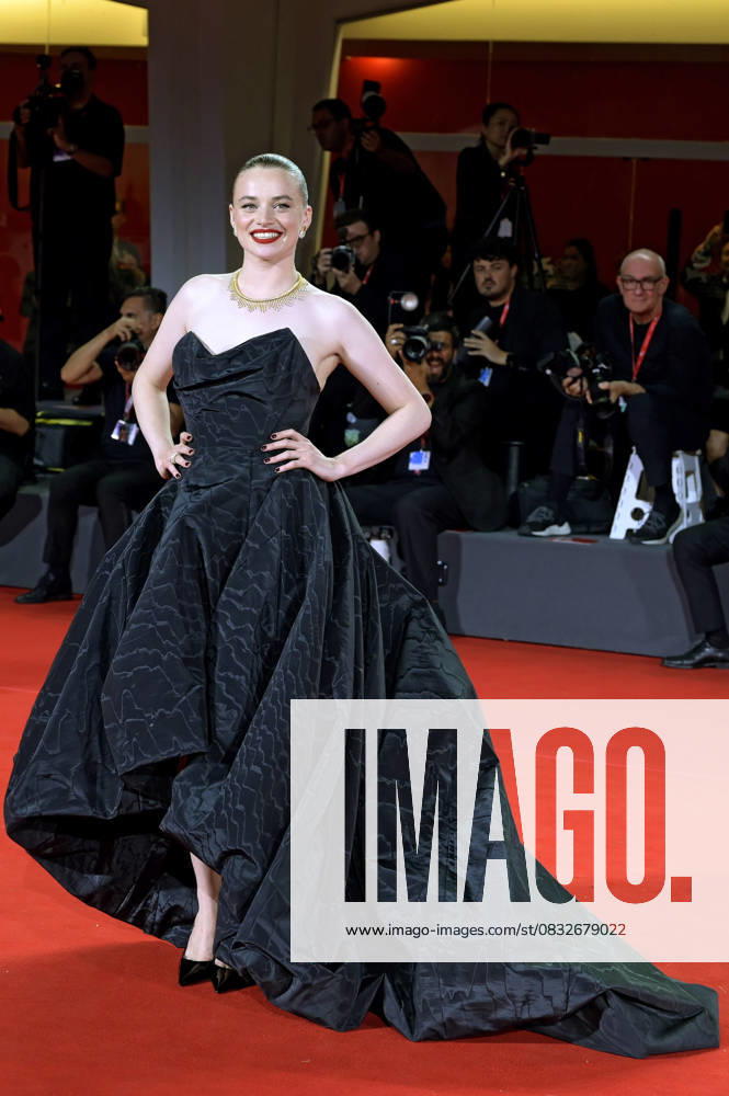 Luna Wedler bei der Premiere des Kinofilms Silent Friend Stille Freundin auf der Biennale di Venezia 2025 82. Internationale Filmfestspiele von Venedig im Palazzo del Cinema. Venedig