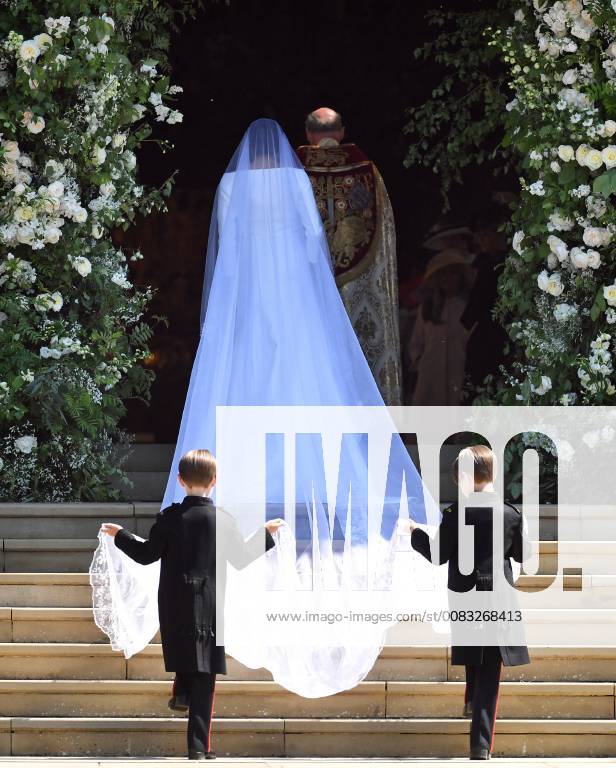 Meghan Markle arrives at St George s Chapel in Windsor Castle for her royal wedding ceremony to Britain s Prince Harry, in Windsor, England, on May 19, 2018. Pool WAX2018051939 NEILxHALL