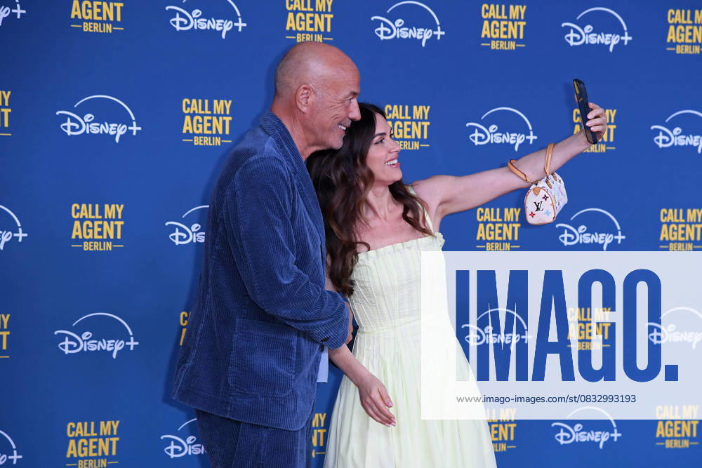 Heiner Lauterbach mit Ehefrau Viktoria Lauterbach bei der Deutschlandpremiere der Disney+ Original-Serie CALL MY AGENT BERLIN im Colosseum Kino in Berlin am 08.09.2025