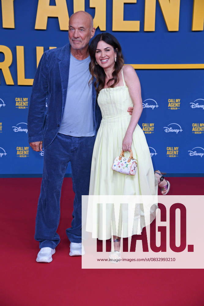 Heiner Lauterbach mit Ehefrau Viktoria Lauterbach bei der Deutschlandpremiere der Disney+ Original-Serie CALL MY AGENT BERLIN im Colosseum Kino in Berlin am 08.09.2025