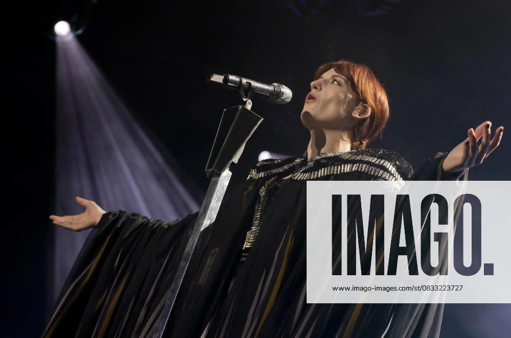 Florence Welch of Florence And The Machine performing at Capital FM Arena Nottingham Nottingham, England - 06.03.12, Nottingham, Nottinghamshire, United Kingdom WENN 3766800