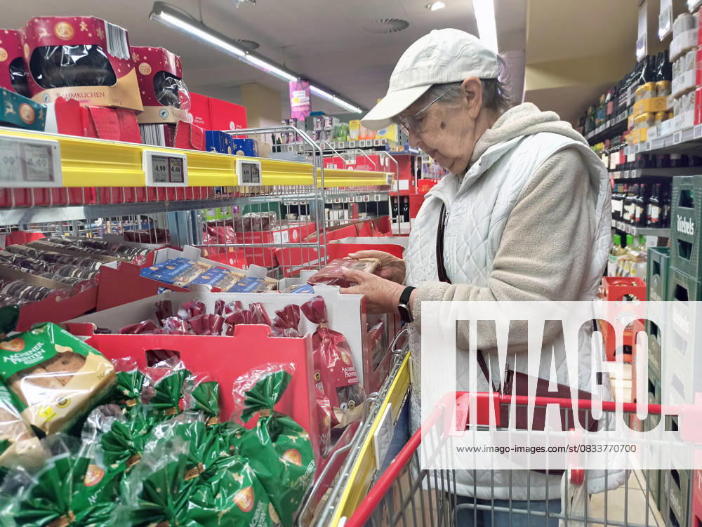 Netto-Einkauf zu Zeiten von Inflation und Konjunktur. Netto-Einkauf in einem Supermarkt oder Discounter
