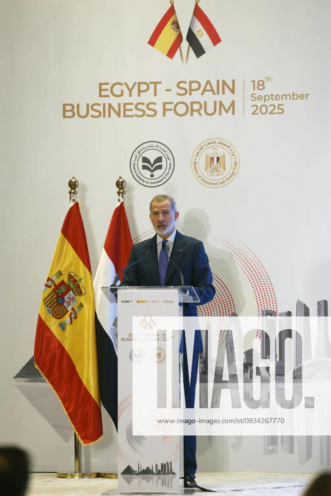 Spain s King, Felipe VI (c), delivers a speech during a Spanish and Egyptian business forum held in the framework of his visit in the country in Cairo, Egypt, 18 September 2025. Spain s King Felip VI visits Egypt !ACHTUNG: NUR REDAKTIONELLE NUTZUNG!