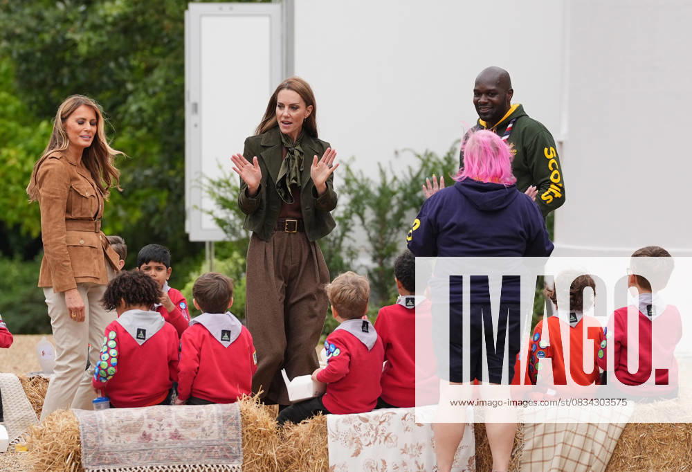 Bilder des Jahres 2025, Entertainment 09 September The Princess of Wales and Melania Trump meet Scouts The Princess of Wales and Melania Trump meet members of the Scouts Squirrels programme in Frogmore Gardens on the final day of US President Donald Trump s second state visit to the UK, at Windsor Castle, Windsor, Berkshire, UK, on the 18th September 2025. Picture by Yui Mok WPA-Pool Windsor Windsor Castle Berkshire United Kingdom WHA-0803