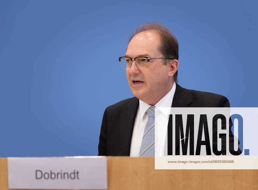 Alexander Dobrindt (CSU), Bundesminister des Inneren, aufgenommen im Rahmen der Bundespressekonferenz , 21.08.2025 Berlin Deutschland