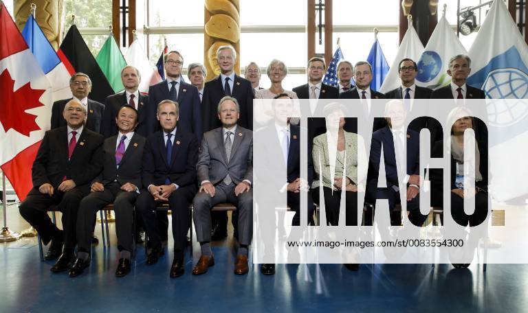 KW22 Familienfoto mit Bundesfinanzminister Olaf Scholz (2.v.r. vorne), SPD, beim G7 Treffen der Finanzminister und Notenbankgouverneure in Whistler, Kanada. 01.06.2018, Whistler Kanada