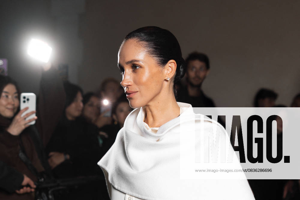 Meghan Markle, Duchess of Sussex, will appear at Balenciaga during Paris Fashion Week PFW , at the Laennec center, in Paris, France, on October 4, 2025 Tiziano Da Silva Bestimage Meghan Markle, Duchess of Sussex, will appear at Balenciaga during Paris Fashion Week PFW , at the Laennec center, in Paris, France, on October 4, 2025 Paris France