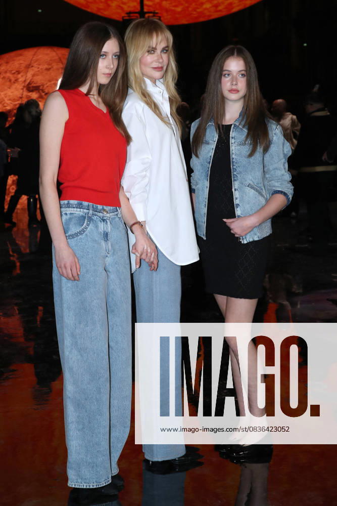 Sunday Rose Kidman Urban, Nicole Kidman et Faith Margaret Kidman Urban Celebrities at the Chanel Fashion show, as part of Paris Fashion Week, Womenswear Spring Summer 2026, on October 06, 2025 in Paris, France Bertrand Rindoff Bestimage Celebrities at the Chanel Fashion show, as part of Paris Fashion Week, Womenswear Spring Summer 2026, on October 06, 2025 in Paris, France Paris France