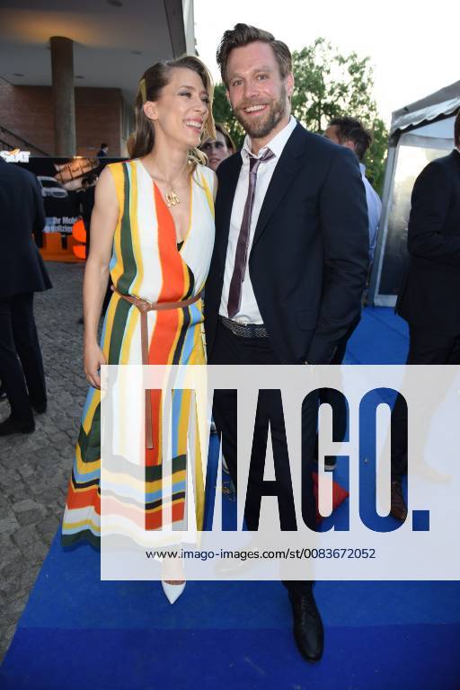 Ken Duken mit Ehefrau Marisa Leonie Bach beim Produzentenfest (Produzentenallianz Sommerfest) im Haus der Kulturen Schwangere Auster in Berlin am 07.06.2018