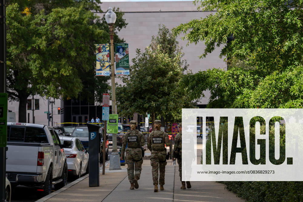 A National Guard unit arrives at the crime scene after a teenager was shot in Southwest Washington, D.C. near the Air and Space Museum on October 10, 2025. The victim was transported to the hospital with non-life threatening conditions. Washington United States - ZUMAl312 20251010_znp_l312_038
