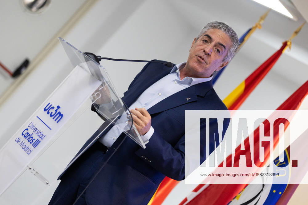 GREGORIO DALBON, the former Argentine president s lawyer, speaks at the Cristina Libre Conference in Madrid on the lawfare case he is taking to international forums. Madrid Spain - ZUMAl221 20251015_zip_l221_029