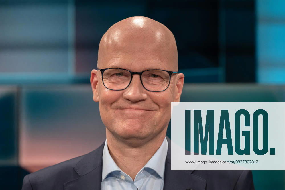 Hart aber fair aus Köln am 20. Oktober 2025. Im Bild der CDU-Bundestagsabgeordnete Ralph Brinkhaus. Die Preise für Lebensmittel und Dienstleistungen sind in den vergangenen Jahren massiv angestiegen. Im Verbund mit dem exorbitanten Anstieg der Mietpreise stellt das für die Gering- und Mittelverdienenden Menschen ein existentielles Problem dar. Was kann die Politik dagegen tun? Köln Nordrhein-Westfalen Deutschland