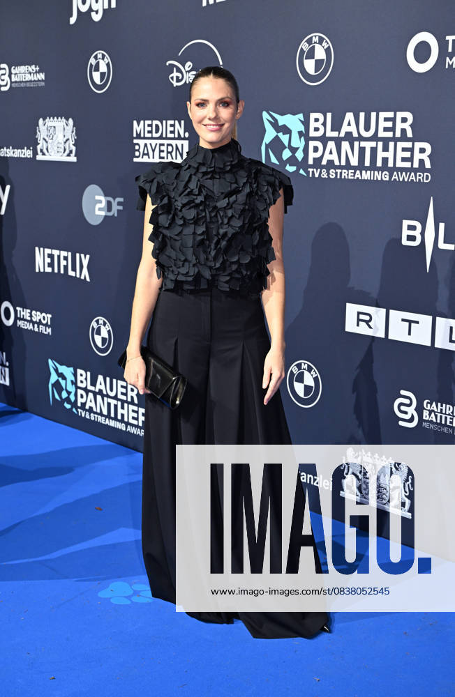 Viviane Geppert Verleihung Blauer Panther - TV & Streaming Award 2025 Preisverleihung und Gala in der BMW Welt München 22. Oktober 2025