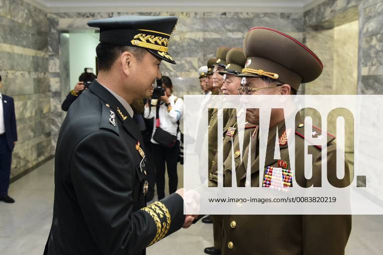 Seoul, South Korea - June 14, 2018-Panmungak, North Korea-North Korean and South Korean Military delegates meet with talk during a Inter-Korean Military talk at Panmungak, North Korea. South and North Korea are holding their first high-level military talks in more than 10 years Thursday to discuss ways to ease cross-border tensions. The meeting started at 10 a.m. on the northern side of the truce village of Panmunjom, according to Seoul s defense ministry. These were the first such talks since the two sides met in December 2007. South Korea s five-member delegation is led by Major General Kim Do-gyun. The North s delegation is led by Lieutenant General An Ik-san, who is accompanied by four other officials. Seoul South Korea - ZUMAr168 20180614_zap_r168_012