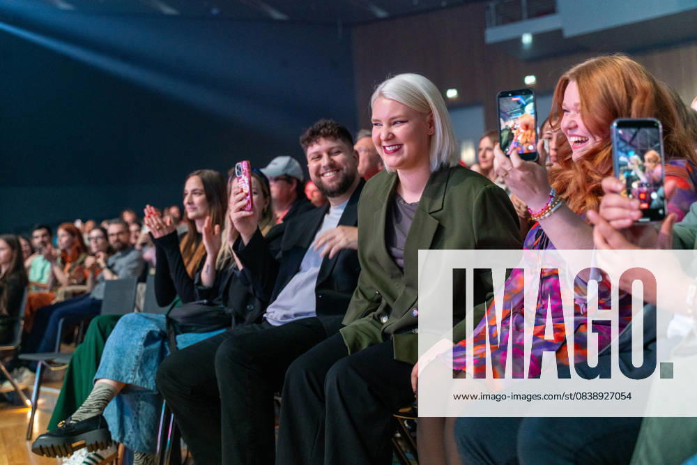 TikTok Book Awards Deutschland 2025, Frankfurt am Main FRANKFURT AM MAIN, Germany. October 18th, 2025. Natalie_Reads, tiktok creator of the year, at TikTok Book Awards Germany 2025 at the 77th Frankfurt Book Fair Buchmesse Frankfurt (License=RM)