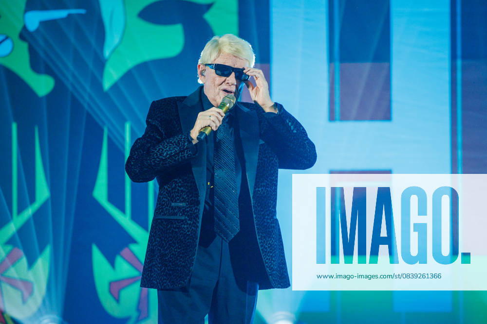 Sänger Heino - Solo Tour 2025 MADE IN GERMANY in der Stadthalle in Torgelow (Landkreis-Vorpommern-Greifswald) - Torgelow Stadthalle Mecklenburg-Vorpommern Deutschland