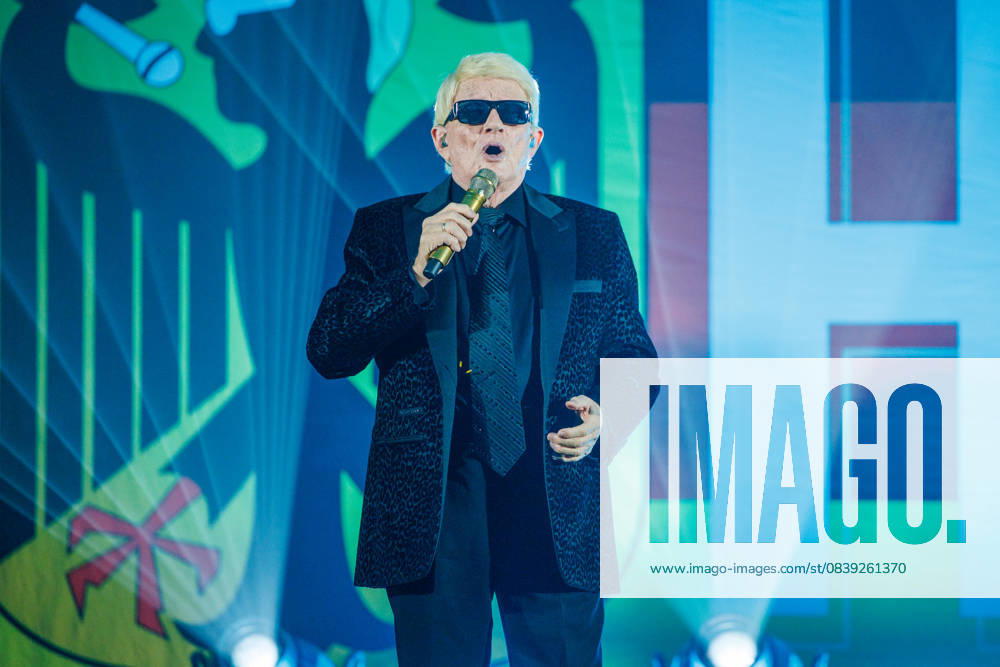 Sänger Heino - Solo Tour 2025 MADE IN GERMANY in der Stadthalle in Torgelow (Landkreis-Vorpommern-Greifswald) - Torgelow Stadthalle Mecklenburg-Vorpommern Deutschland