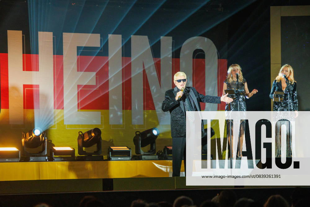 Sänger Heino - Solo Tour 2025 MADE IN GERMANY in der Stadthalle in Torgelow (Landkreis-Vorpommern-Greifswald) - Torgelow Stadthalle Mecklenburg-Vorpommern Deutschland