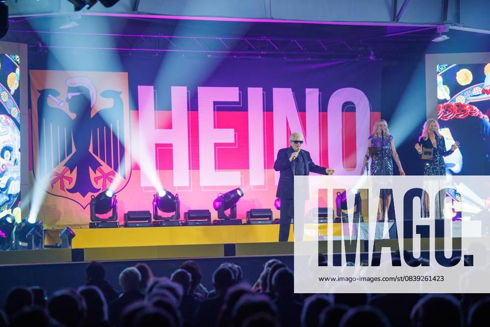 Sänger Heino - Solo Tour 2025 MADE IN GERMANY in der Stadthalle in Torgelow (Landkreis-Vorpommern-Greifswald) - Torgelow Stadthalle Mecklenburg-Vorpommern Deutschland