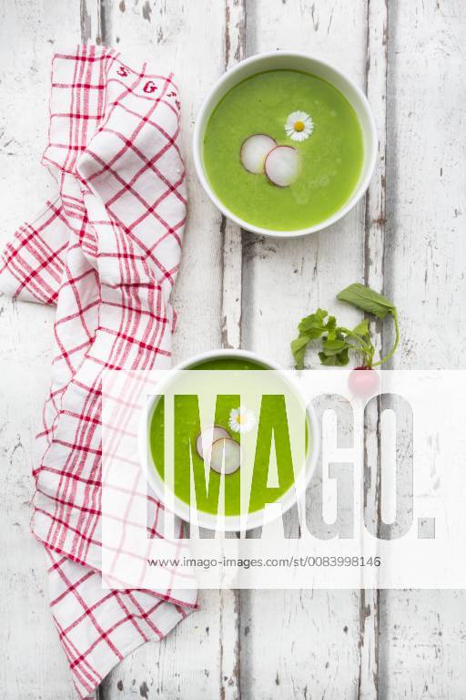 Organic radish green soup LVF06950