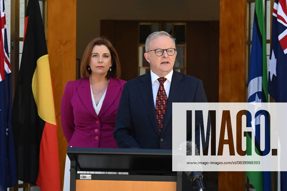 ANTHONY ALBANESE PRESSER, Australian Prime Minister Anthony Albanese and Australian Communications Minister Anika Wells speak to the media during Parliament House in Canberra, Monday, November 10, 2025. ( NO ARCHIVING CANBERRA AUSTRALIAN CAPITAL TERRITORY AUSTRALIA