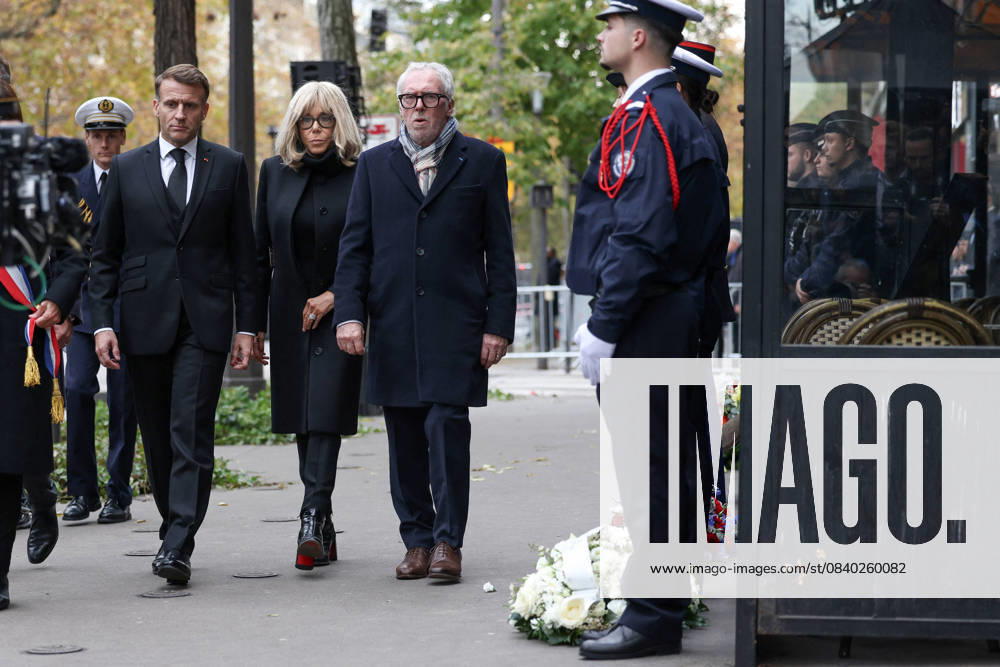 President Emmanuel Macron, Brigitte Macron, Philippe Duperron, president of the association 13Onze15 Fraternité Vérité Tribute to the victims of the November 13, 2015 attacks in front of the Bataclan on November 13, 2025 Stéphane Lemouton Pool Bestimage President of France Emmanuel Macron and Brigitte Macron pay tribute to victims at Bataclan on November 13, 2025 during ceremonies across Paris marking a decade since the terror attacks of November 13, 2015 in which 130 civilians were killed Paris France