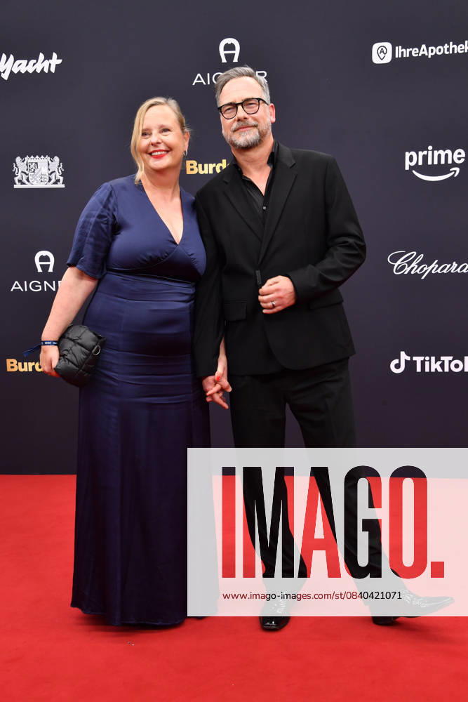 Matthias Opdenhövel mit Ehefrau Alexandra 77. Bambi-Verleihung 2025 Ehrung, Auszeichnung, Preis Bavaria Filmstudios München 11. November 2025