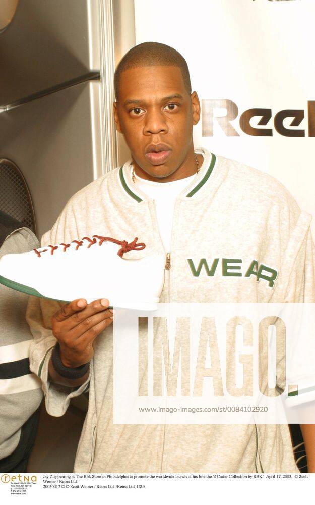 Jay-Z appearing at The Rbk Store in Philadelphia to promote the worldwide launch of his line the S Carter Collection by RBK. April 17, 2003. © Scott Weiner MediaPunch.