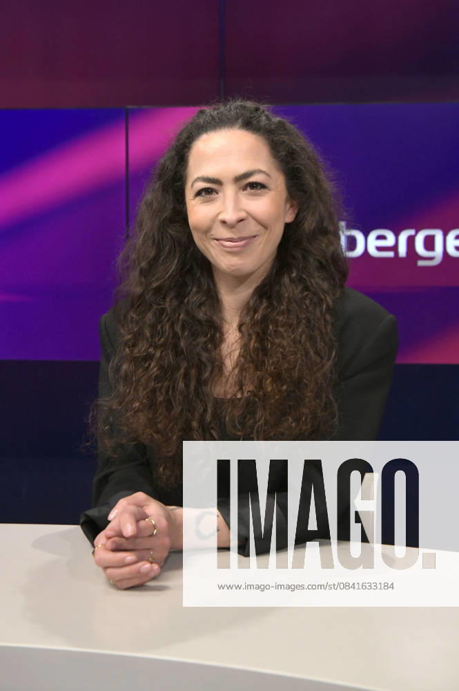 Anna Schneider in der ARD-Talkshow maischberger im Studio Berlin Adlershof. Berlin