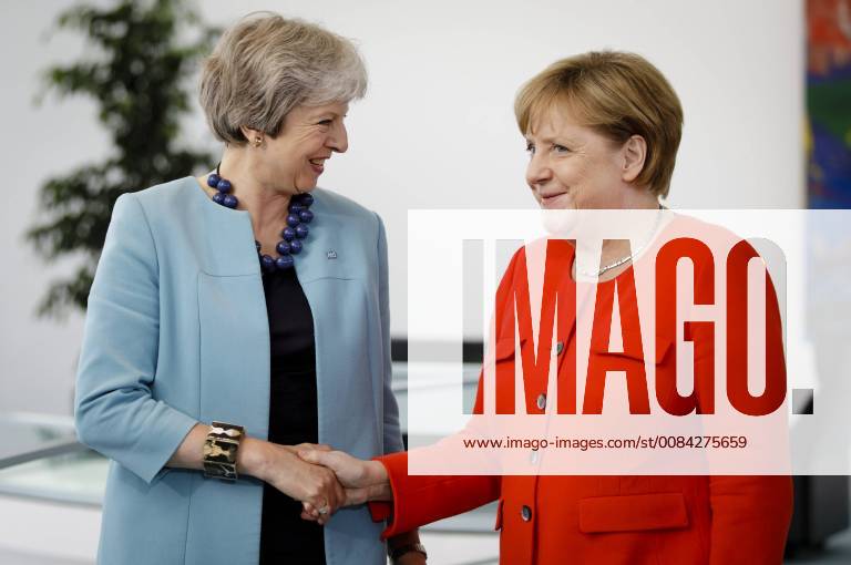 Bundeskanzlerin Angela Merkel (r), CDU, trifft die Premierministerin des Vereinigten Koenigreichs Grossbritannien und Nordirland, Theresa May, im Kanzleramt, 05.07.2018, Berlin. Berlin Deutschland