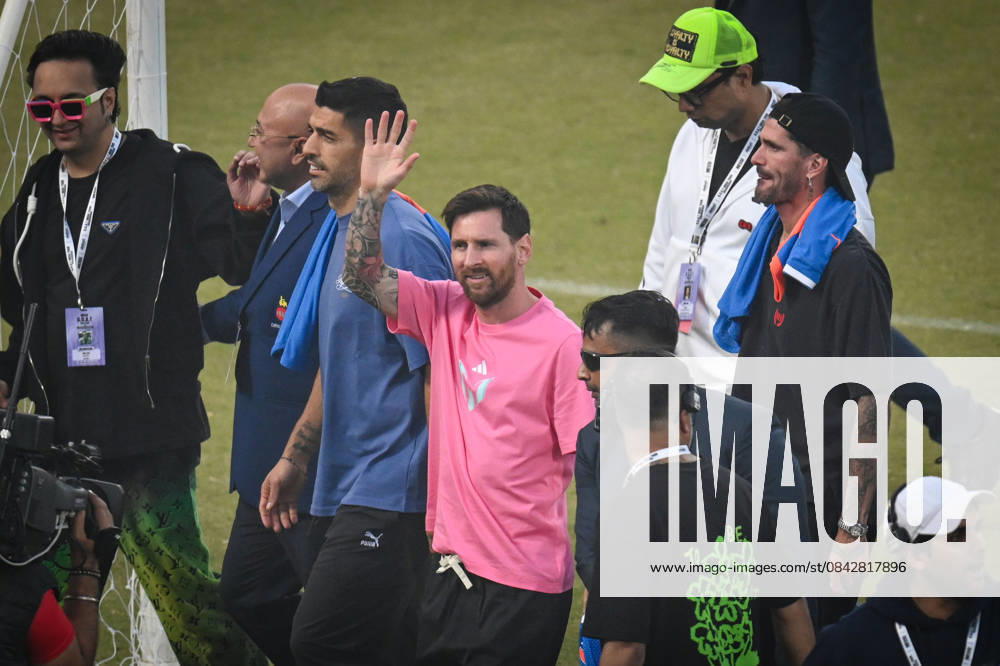 Lionel Messi, Argentine footballer greets his fans during GOAT India Tour at Arun Jaitley Stadium on December 15, 2025 in New Delhi, India. Lionel Messi concluded his GOAT India Tour in Delhi, a stark contrast to its chaotic Kolkata start. Fans at Arun Jaitley Stadium cheered as the football icon expressed gratitude for the overwhelming affection shown during his brief but memorable visit. Messi promised a return, leaving a lasting impression on his admirers. (Photo by Sanchit Khanna Hindustan Times) GOAT Tour Of India Lionel Messi Felicitated At Arun Jaitley Stadium Delhi