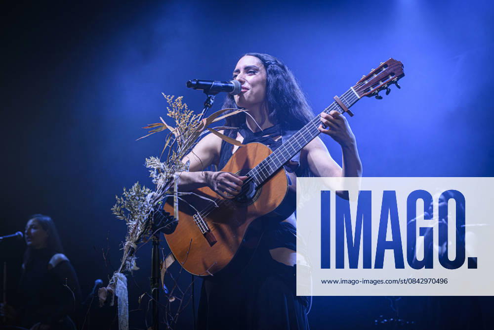 Music Concert - La NINA - Furesta Europa Tour The Neapolitan female singer-songwriter La Nina pseudonym of Carola Moccia - performs live for the Furesta Europa Tour at at Atlantico Club on December 17, 2025 in Rome, Italy Rome Atlantico Italy