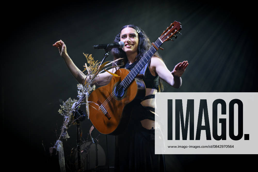 Music Concert - La NINA - Furesta Europa Tour The Neapolitan female singer-songwriter La Nina pseudonym of Carola Moccia - performs live for the Furesta Europa Tour at at Atlantico Club on December 17, 2025 in Rome, Italy Rome Atlantico Italy