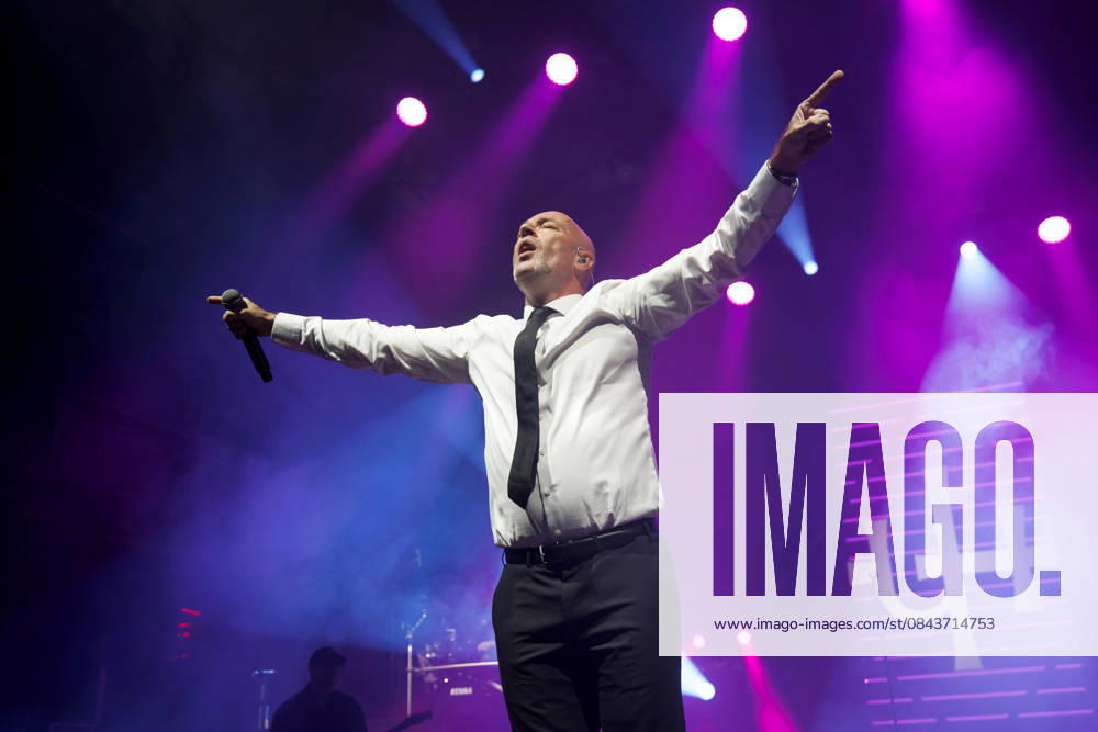Frontmann Der Graf von der Band Unheilig bei ihrem Konzert im Palladium. Köln, 22.12.2025 NRW Deutschland