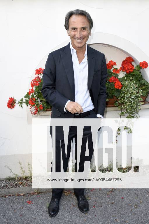 Bruno Maccallini beim Dinner Royal Charity Dinner München zugunsten der Tribute to Bambi Stiftung in der Grünwalder Einkehr. Grünwald