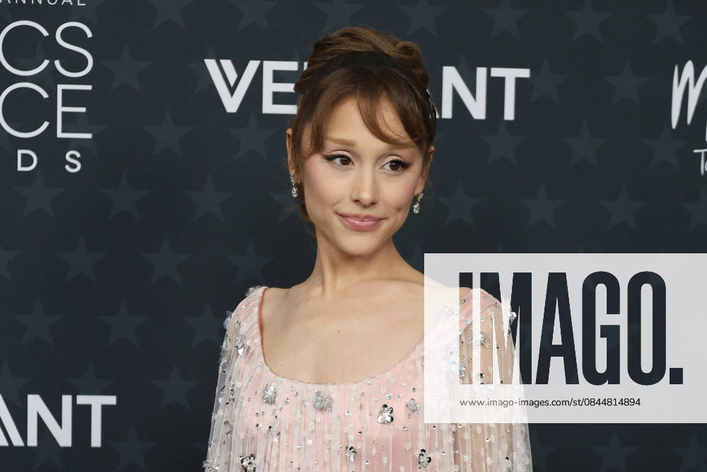 Ariana Grande at the 31st Annual Critics Choice Awards at Barker Hangar Santa Monica USA - ZUMAg107 20260104_zep_g107_016
