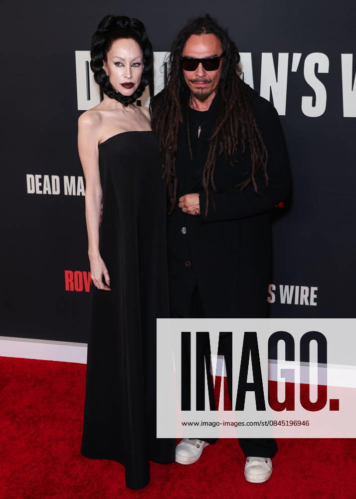 Los Angeles Premiere Of Row K Entertainment s Dead Man s Wire LOS ANGELES, CALIFORNIA, USA - JANUARY 07: Evis Xheneti Shaffer and husband James Shaffer of American nu metal band Korn arrive at the Los Angeles Premiere Of Row K Entertainment s Dead Man s Wire held at AMC The Grove 14 on January 7, 2026 in Los Angeles, California, United States., Credit:Xavier Collin Avalon United States, California, Los Angeles, AMC The Grove 14